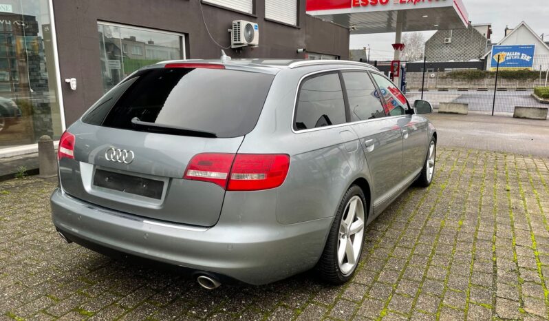 Audi A6 Avant full