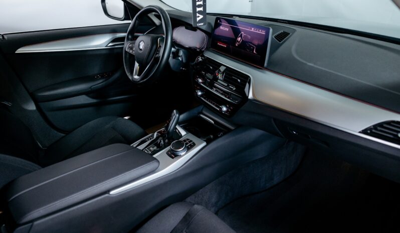 BMW 530Xdrive full